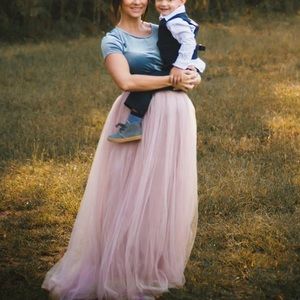 Little Mistress from ASOS Maxi tulle skirt size 6